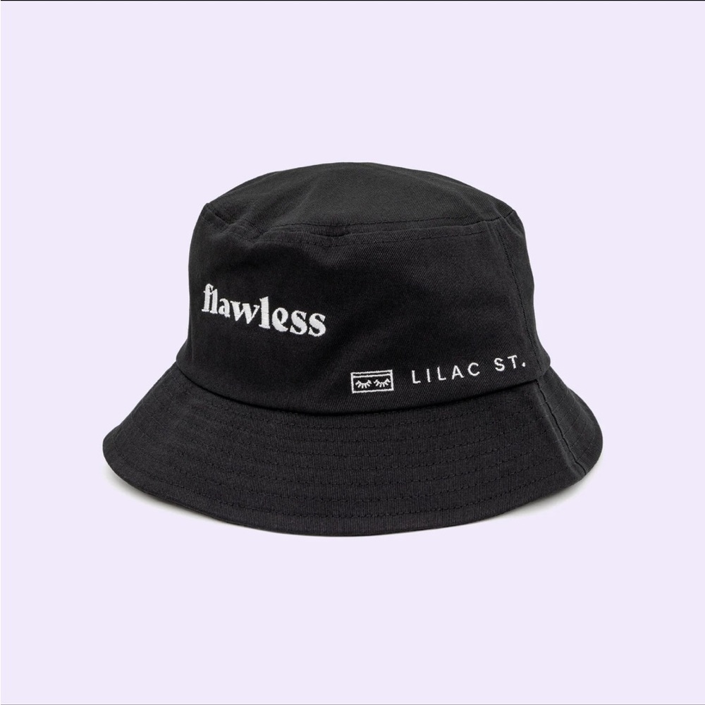 Bucket Hat NEW🌸 - Picture 2 of 2